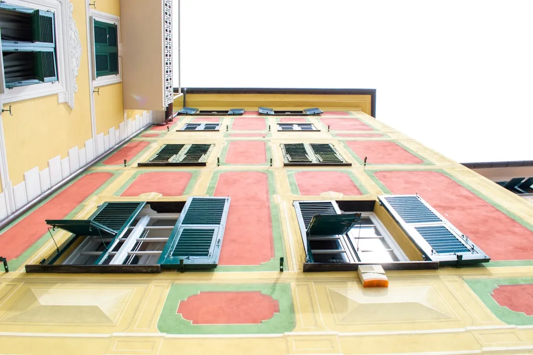 华北地区建筑节能项目外墙保温材料选型对比:保温板与砂浆方案正文配图 2
